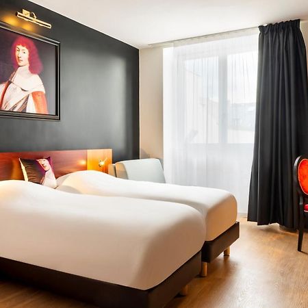โรแรมเด ลีส์ Hotel แวร์ซาย ภายนอก รูปภาพ