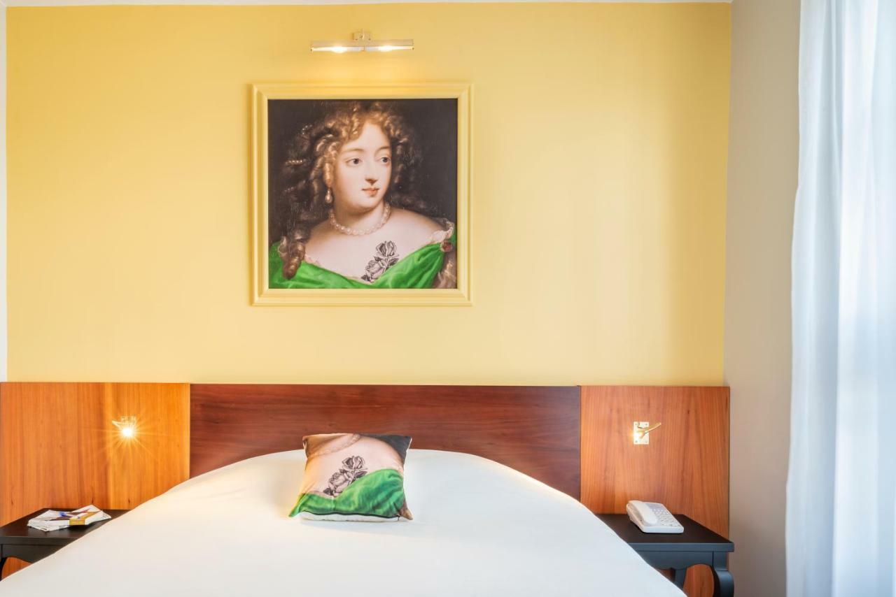 โรแรมเด ลีส์ Hotel แวร์ซาย ภายนอก รูปภาพ